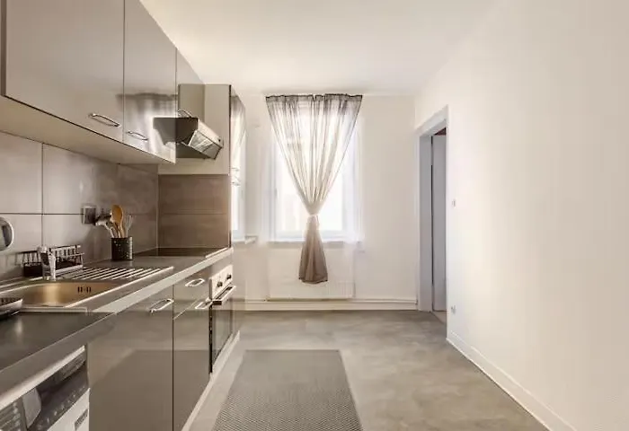 F3 Wabi-sabi ستراسبورغ